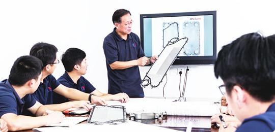 国产a∨国片精品白丝美女视频